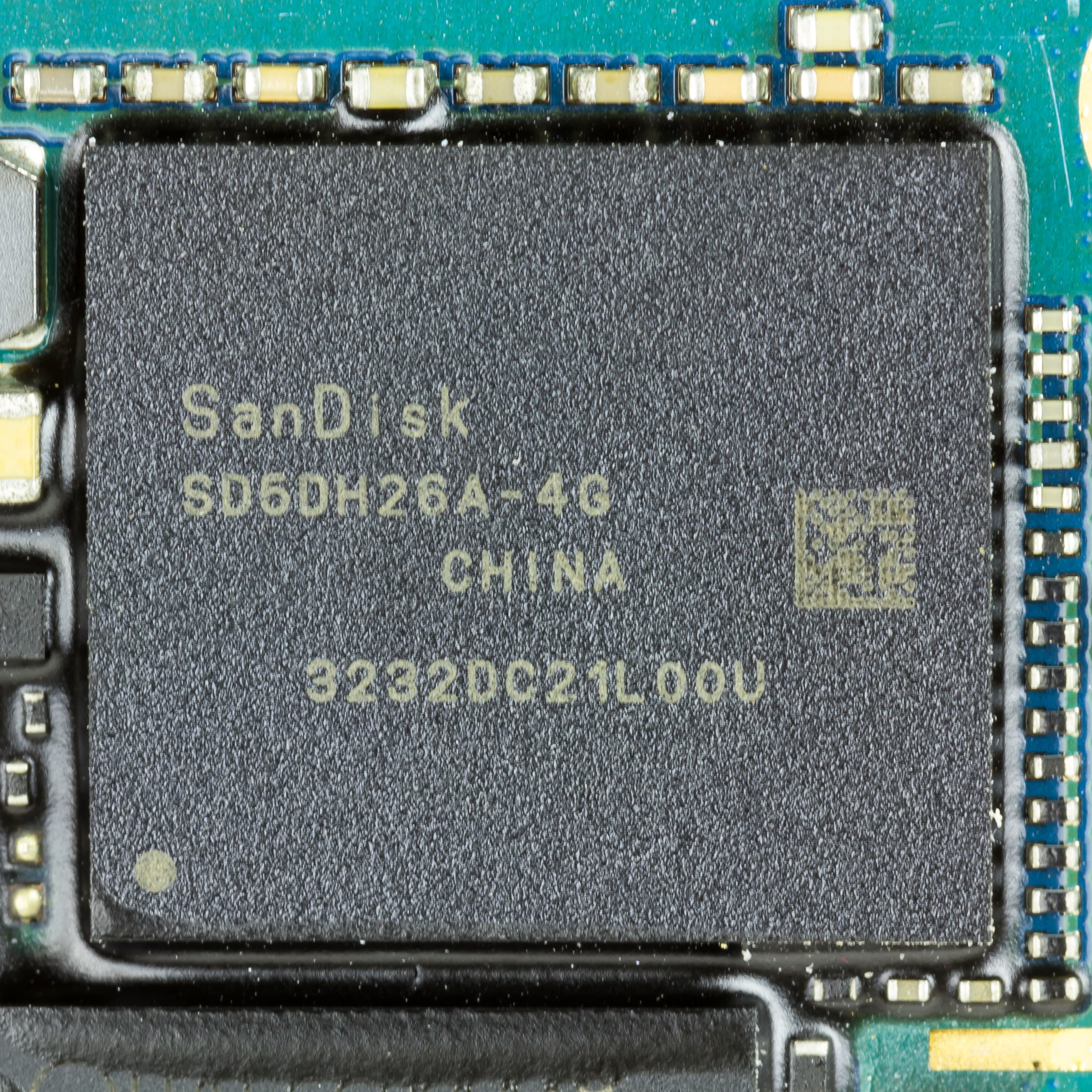 SanDisk Optimus GX PRO 850P NVMe SSD for PS5 and Optimus GX 7100X NVMe SSD for ROG Ally